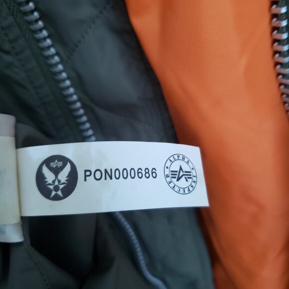 (Pre-owned) Alpha Industries MA-1 Bomber Flight Jacket (Reversible) (XL) - Picture 8 of 10